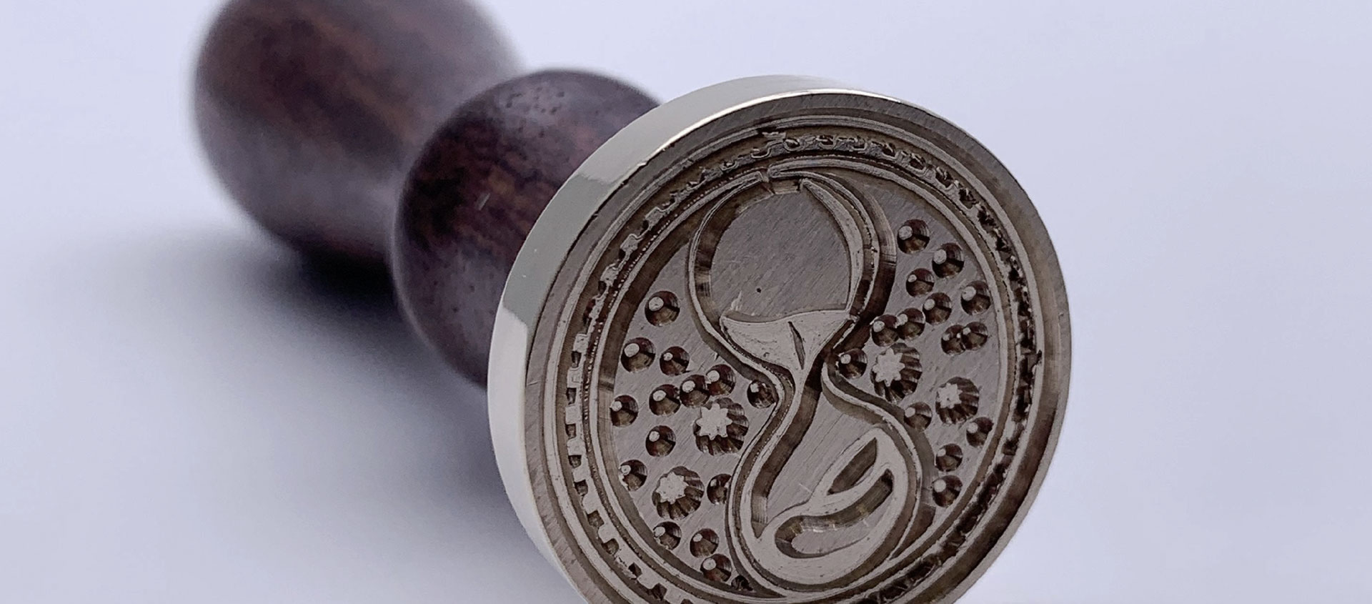 Защита товарного знака и торговой марки в Угличе
